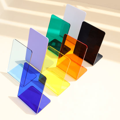 Porte cartes et menu en acrylique coloré Makk Design