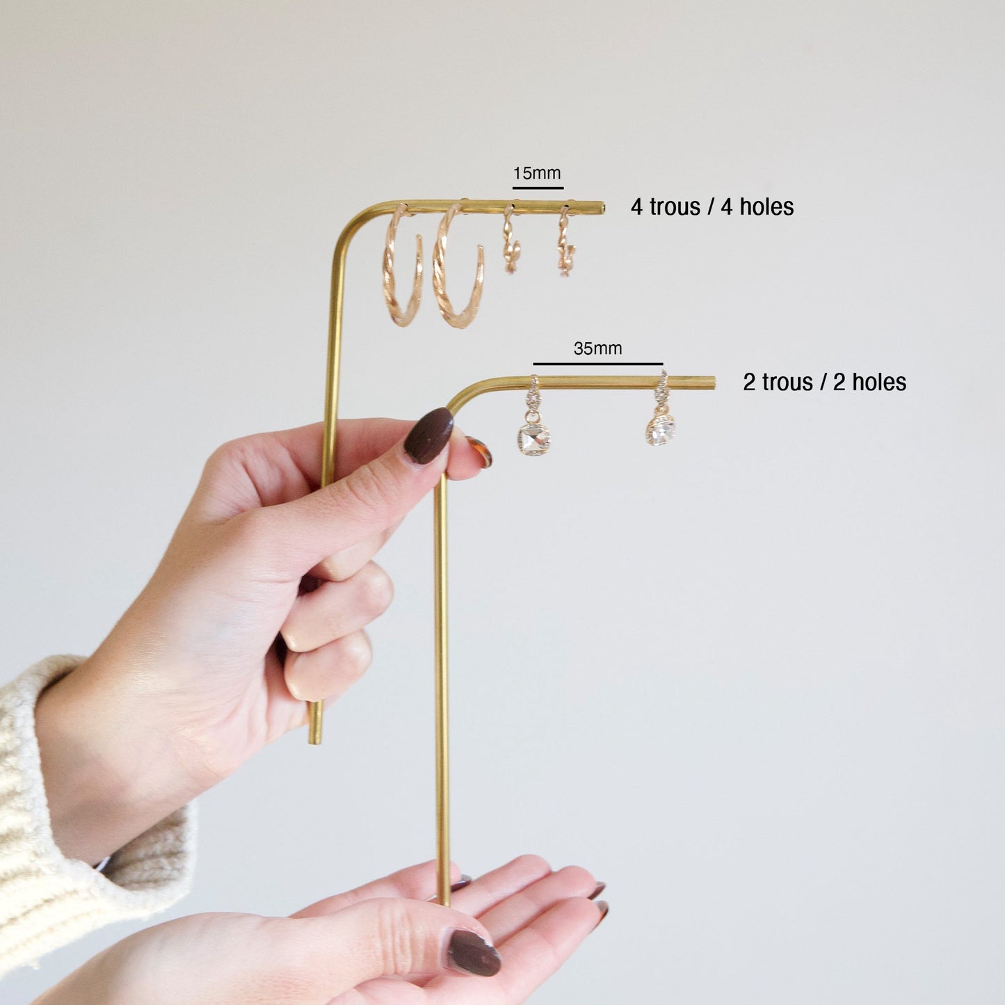 Gold-plated earring holder