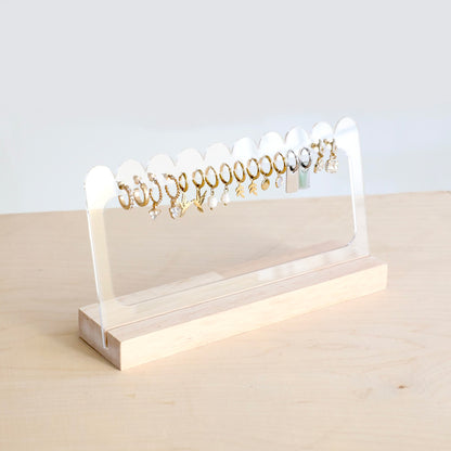 Modern earring display, Makk Design