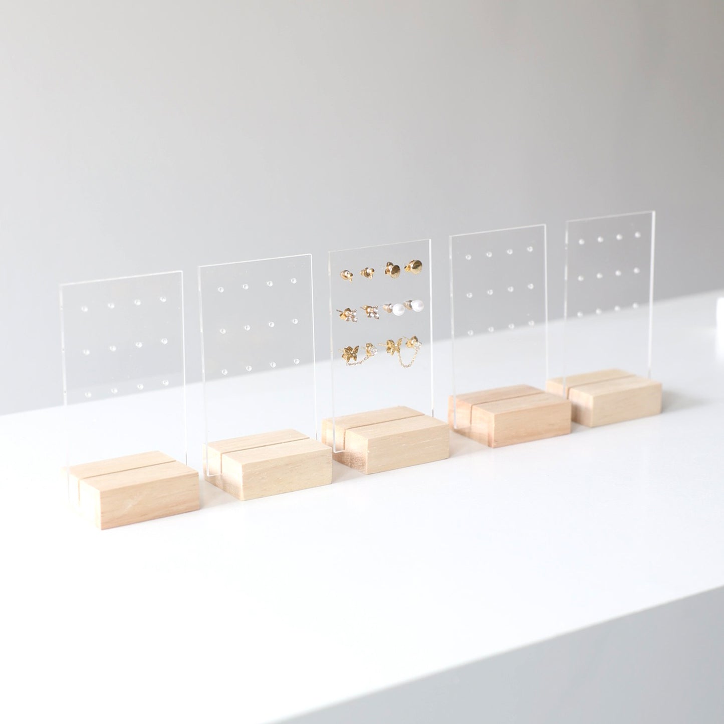 Multiple earring displays - Makk Design