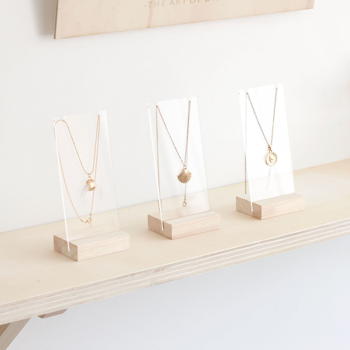 Display stand for necklaces and pendants