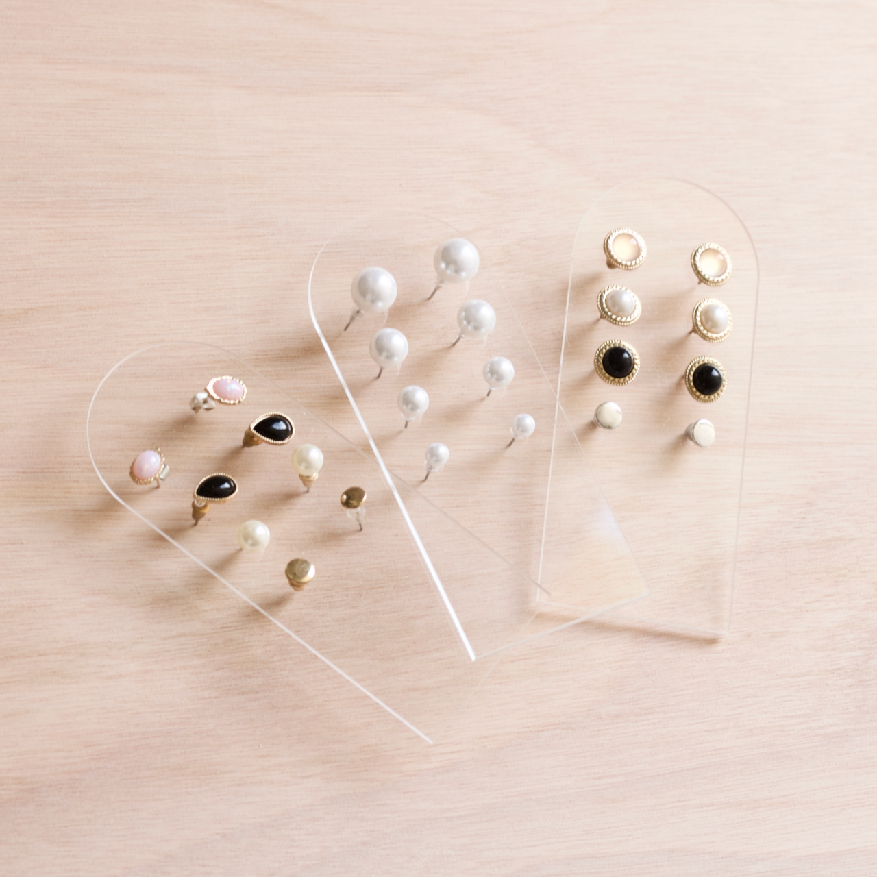 Transparent support for stud earrings