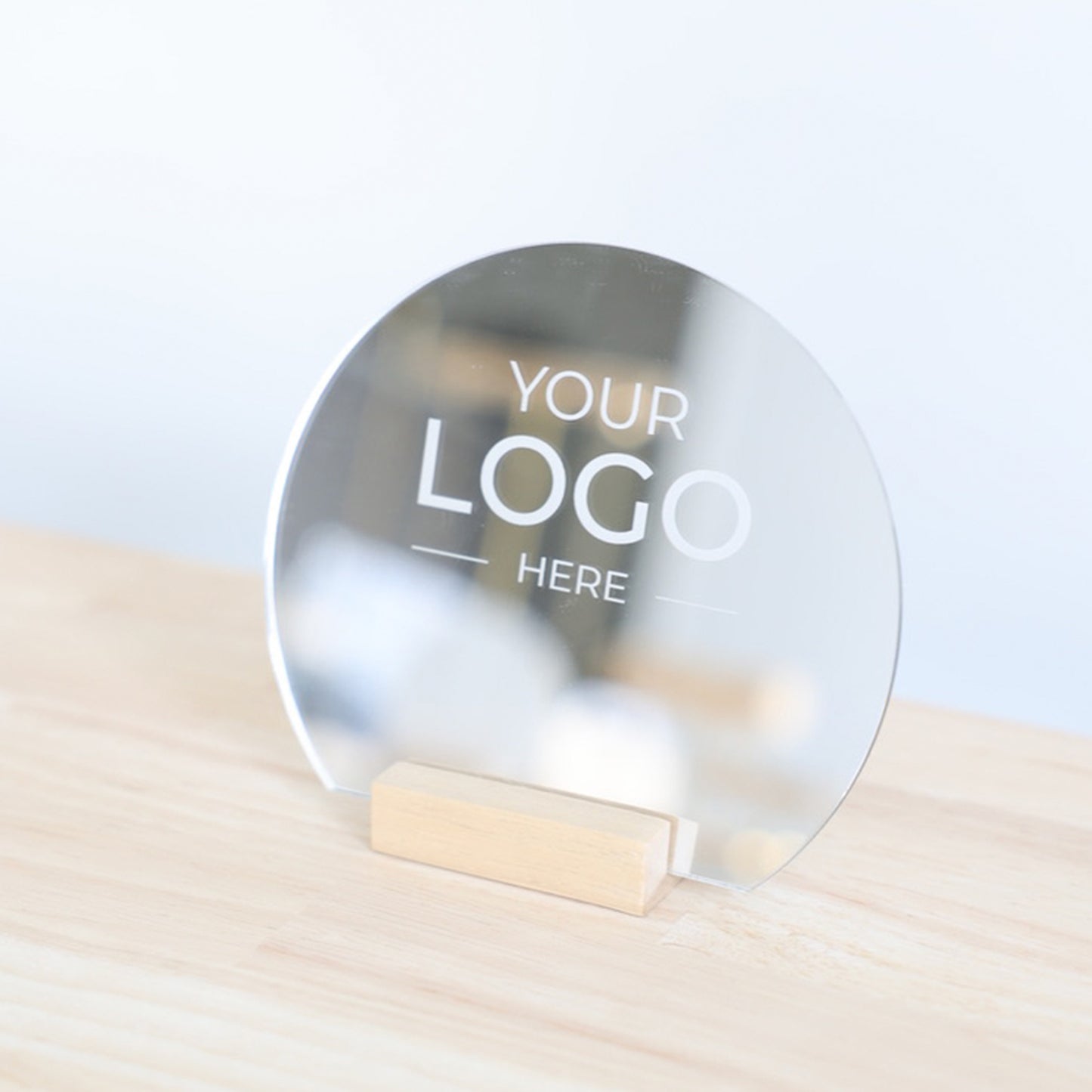 Miroir avec logo personnalisable pour magasin