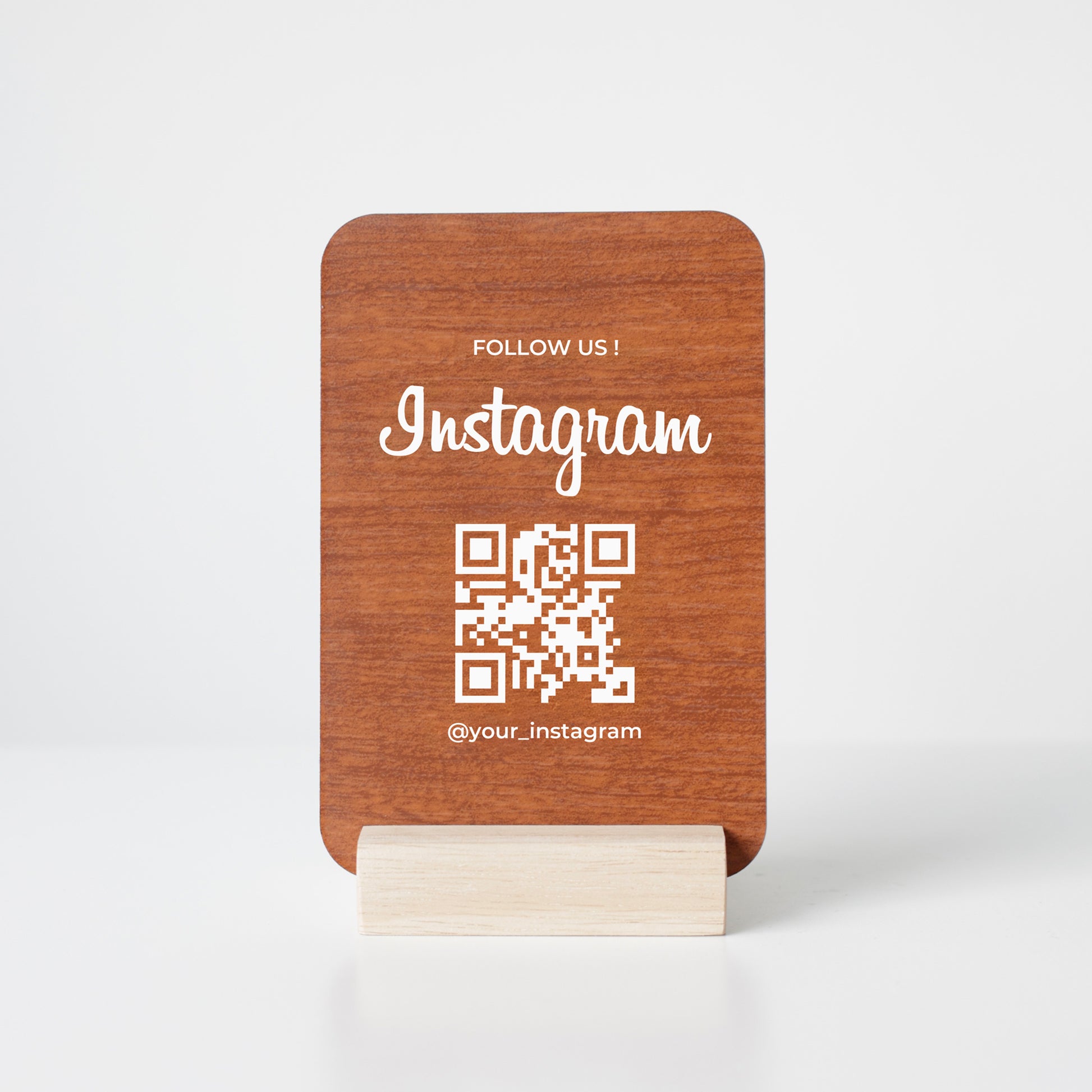 Présentoir promotionnel en bois et acrylique pour augmenter les abonnés Instagram en point de vente