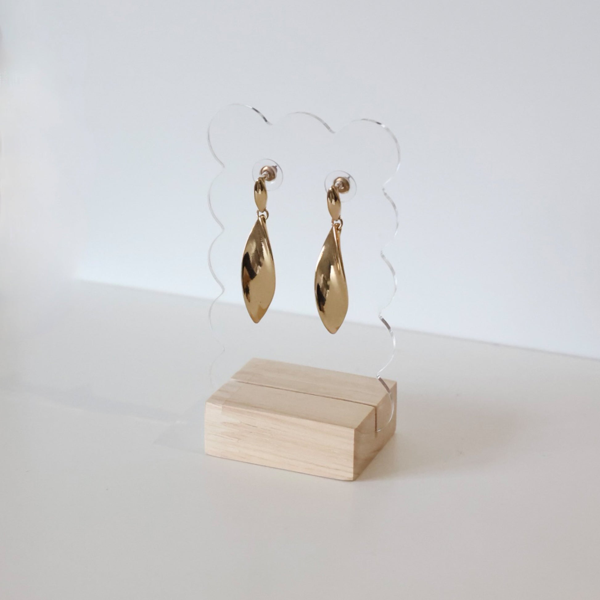 Porte boucles d'oreilles en bois pour les profesionnels