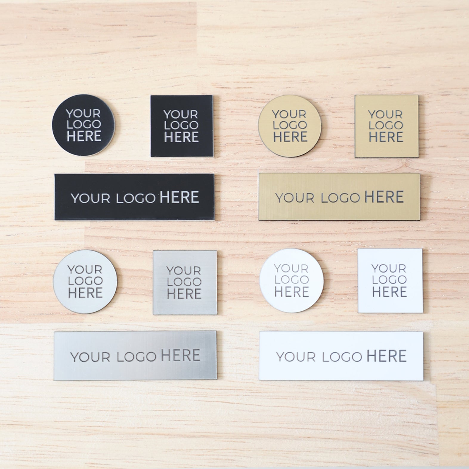 Stickers personnalisables avec logo Makk Design