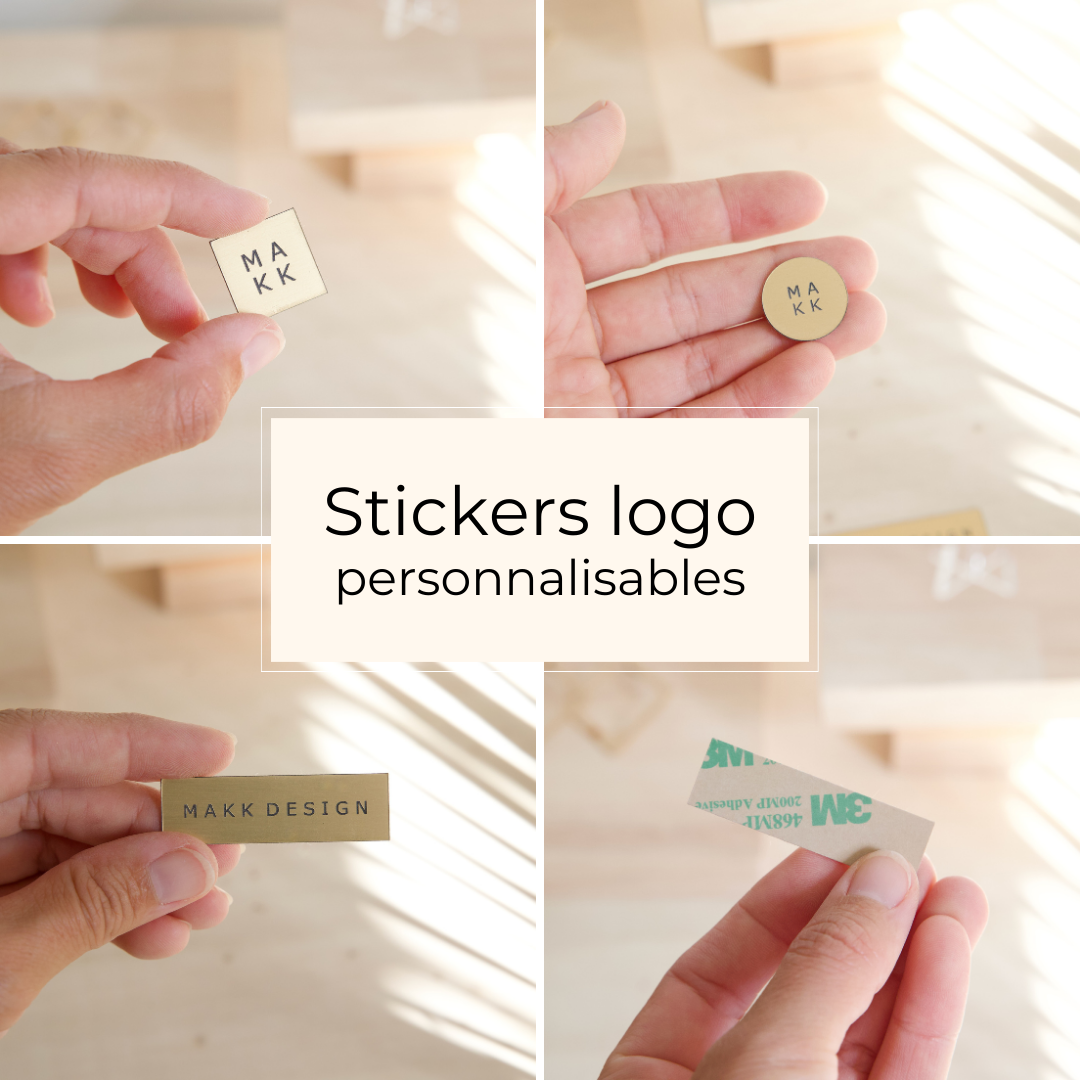 Sticker Avec Stickers dorés avec logo d'entreprise personnalisables - Makk Design ...