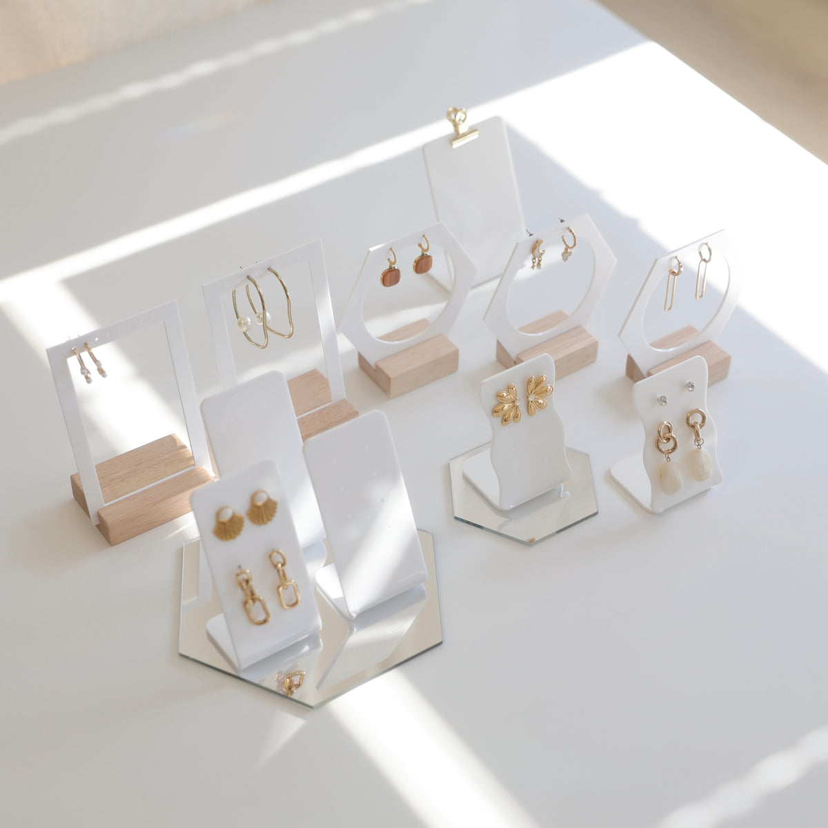 support pourcbijoux en bois 