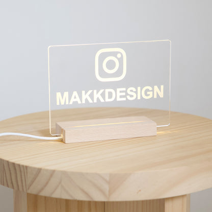 Support personnalisé LED pour professionnels par Makk Design